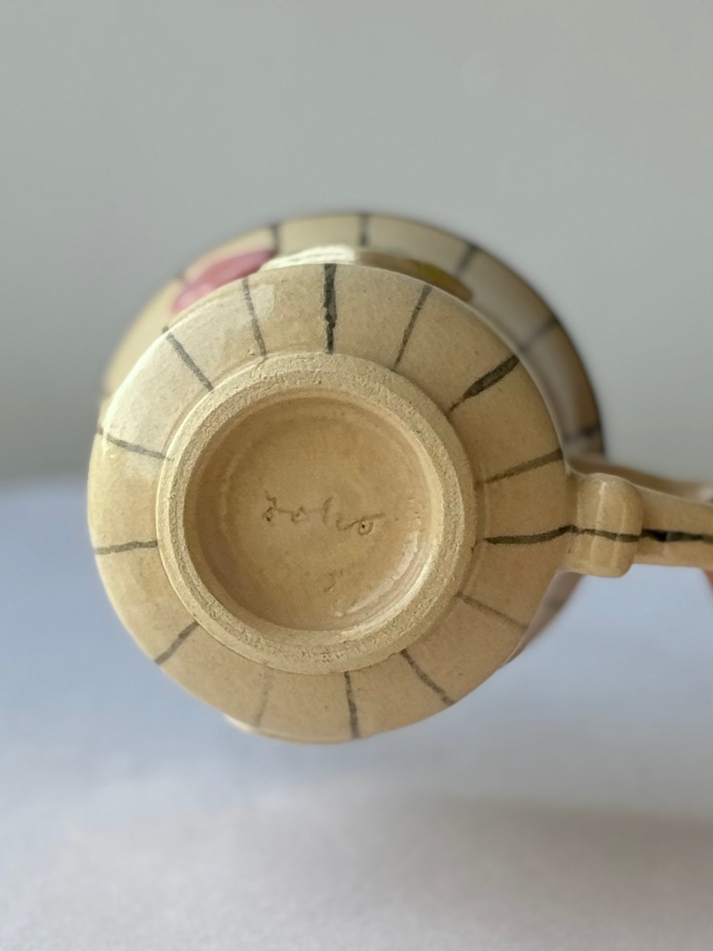 緑ずきんちゃんと緑の栗頭君のストライプやちむんカップ