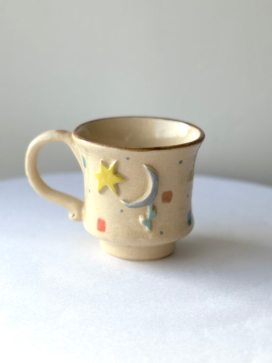 ブロンドヘアガールの月草やちむんカップ