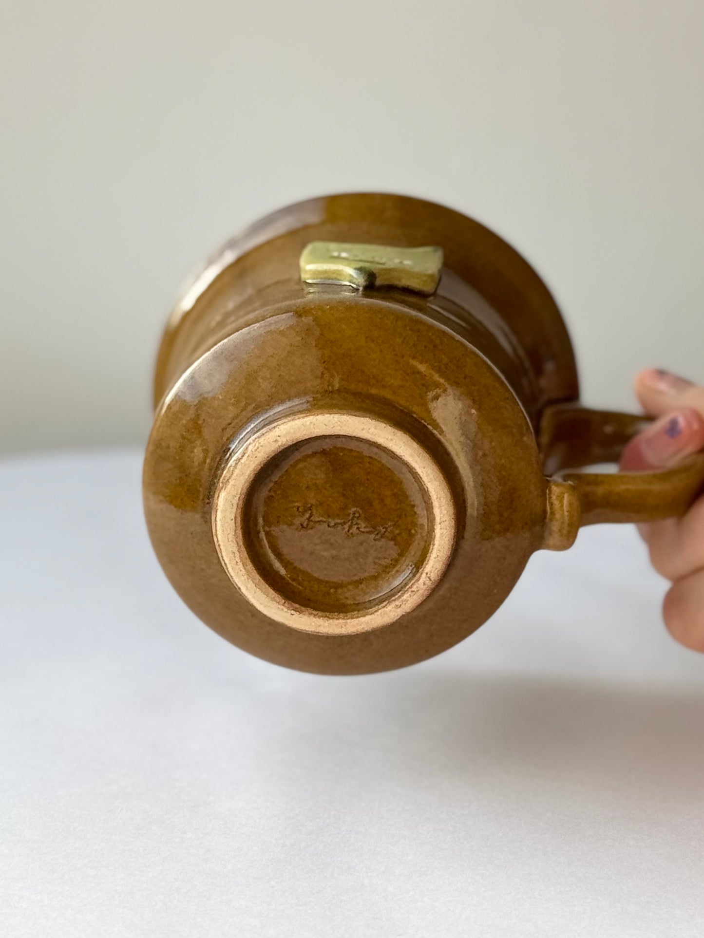 緑のキツネの飴色やちむんカップ